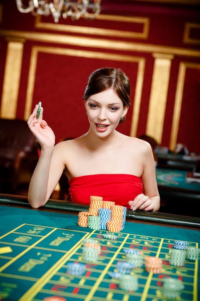 Mobile browsing view of 20 apk Classic Slot Games for Bangladesh players